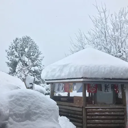 A Charming Swiss Family Daheim *