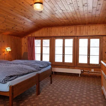 A Charming Swiss Family Daheim