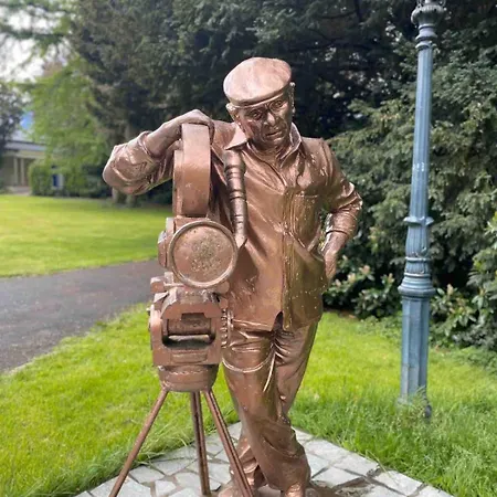 A Charming Swiss Family Daheim 아파트 *