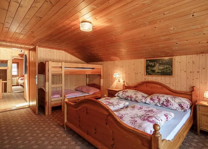 A Charming Swiss Family Daheim 公寓